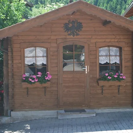 דירה Haus Gertraud פיברברון